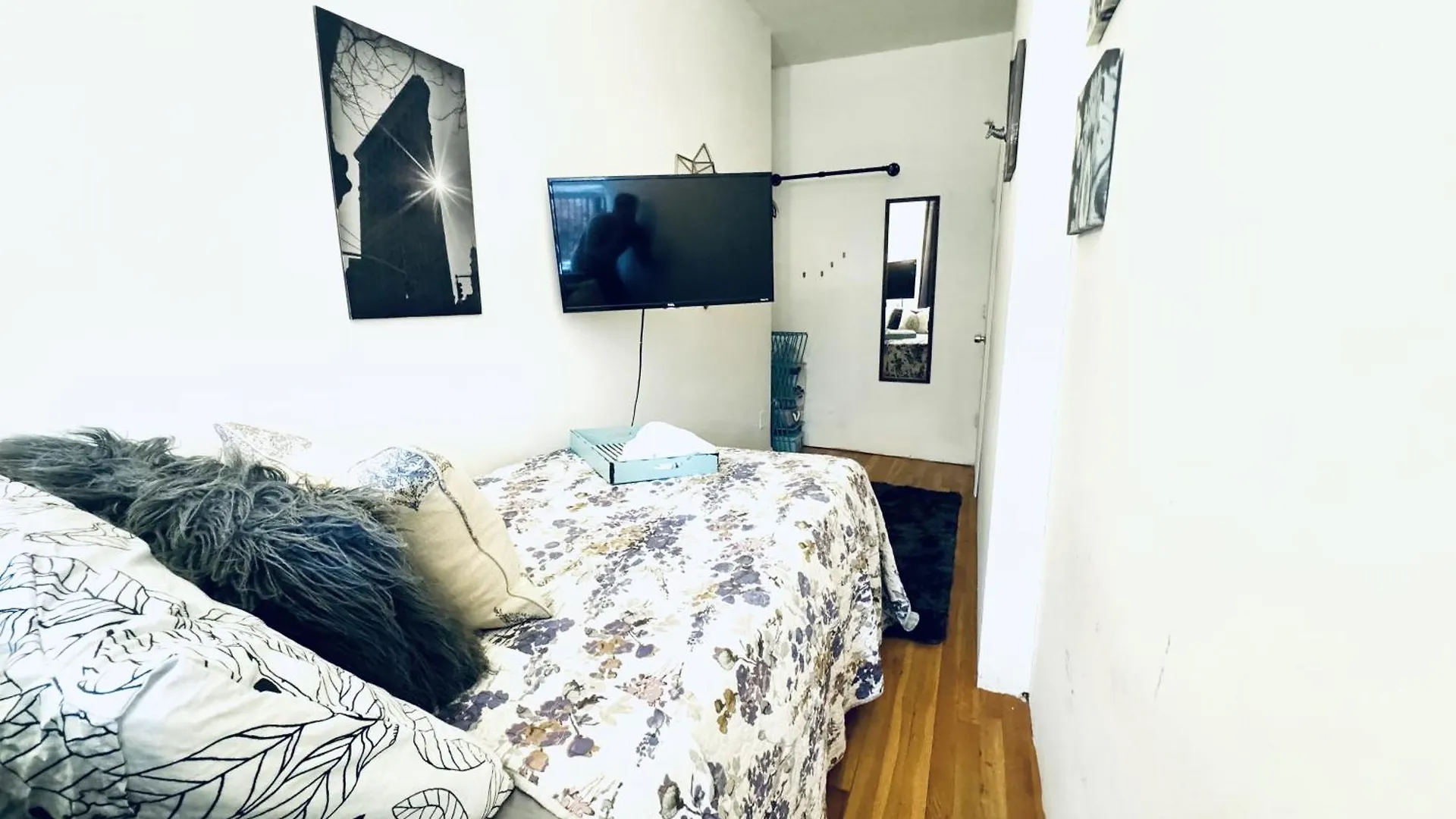 Long Room In Shared Apartment In Ues - Manhattan New York 0*,  USA
